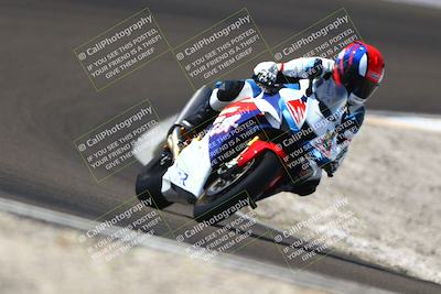 media/Sep-21-2025-TrackDaz (Sun) [[277c75b276]]/C Group/1240pm (Turn 2)/